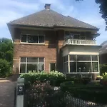't Heerenhuys Couette-café