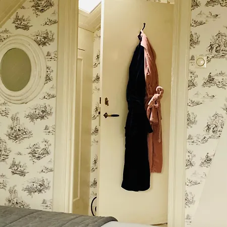 't Heerenhuys 3* וחנינגן